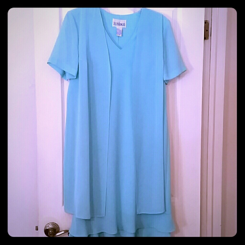 Dress w/attached cover